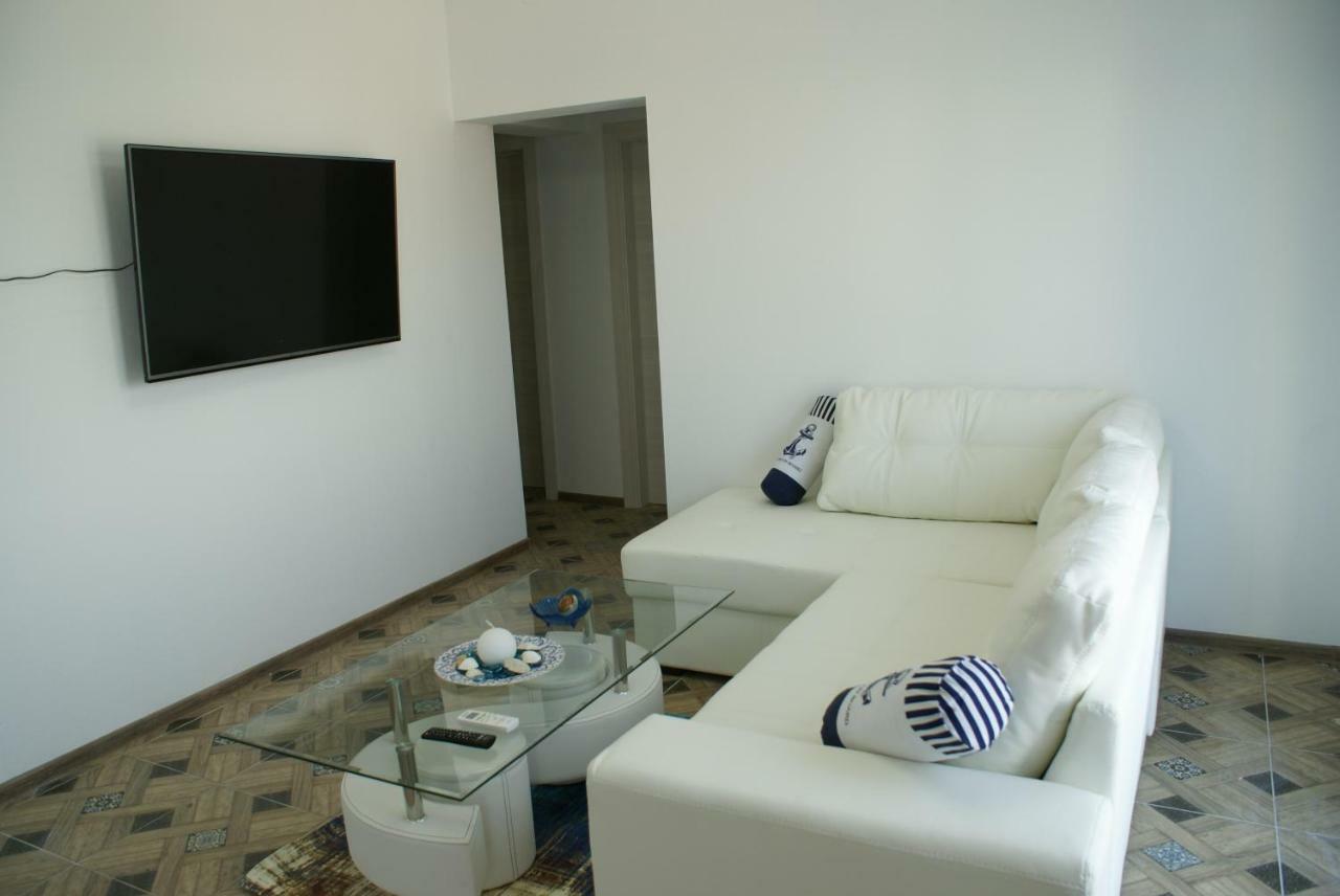 Island Apartment Kavala Exteriör bild